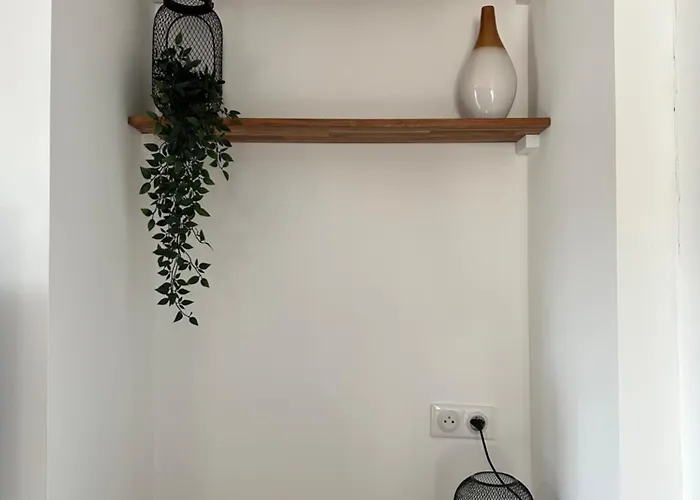 Apartment La Place D'henri, Centre *